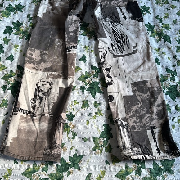 UO ~ BDG Cowboy Jeans in Black Multi - Picture 8 of 10